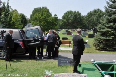 Last-Salute-military-funeral-guard-17