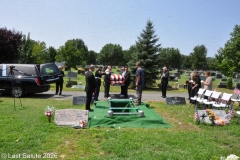 Last-Salute-military-funeral-guard-18
