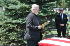 Last-Salute-military-funeral-guard-21