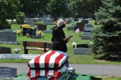 Last-Salute-military-funeral-guard-30