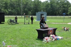 Last-Salute-military-funeral-guard-40