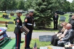 Last-Salute-military-funeral-guard-45