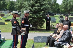 Last-Salute-military-funeral-guard-46