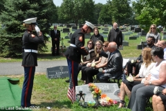 Last-Salute-military-funeral-guard-56