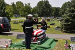 Last-Salute-military-funeral-guard-85