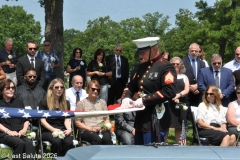 Last-Salute-military-funeral-guard-94