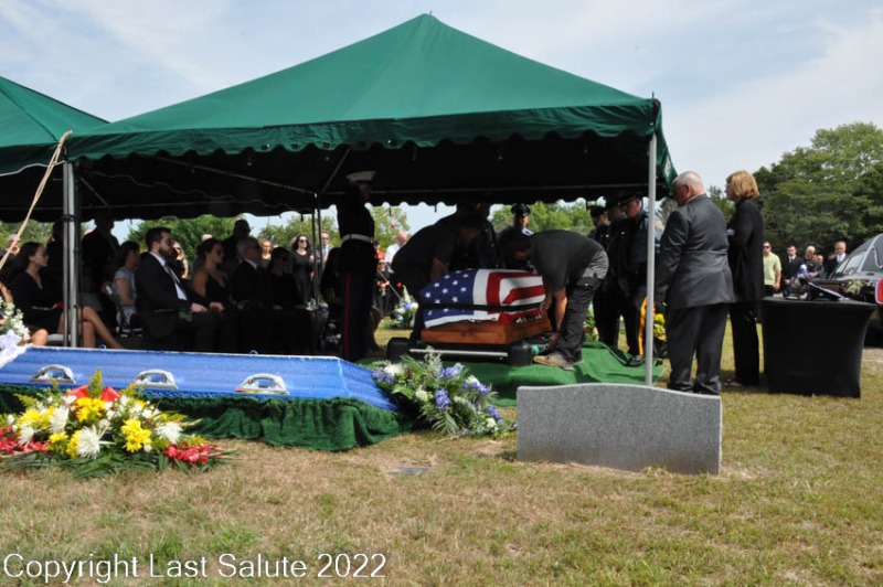 Last-Salute-military-funeral-honor-guard-0035