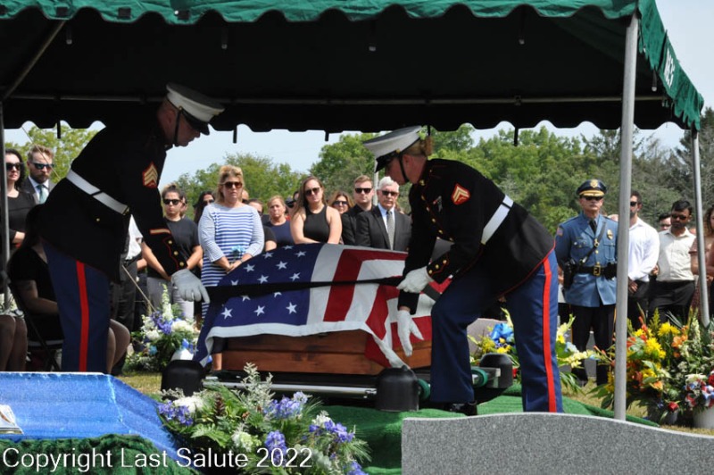 Last-Salute-military-funeral-honor-guard-0047