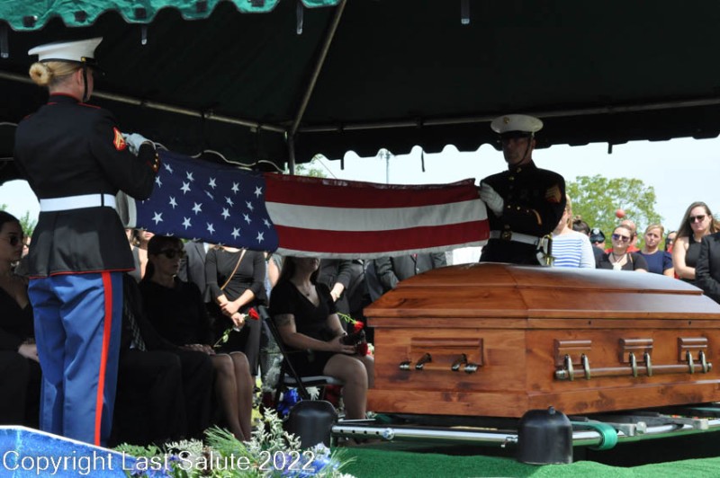 Last-Salute-military-funeral-honor-guard-0088