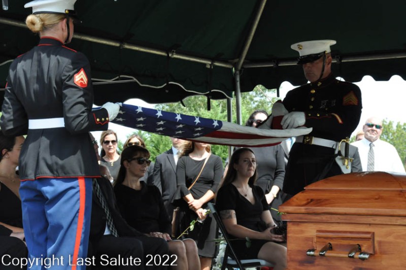 Last-Salute-military-funeral-honor-guard-0091