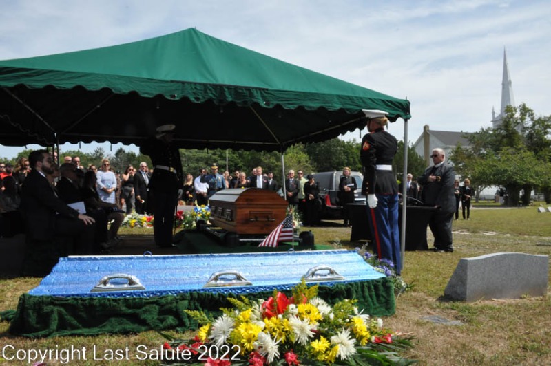 Last-Salute-military-funeral-honor-guard-0130