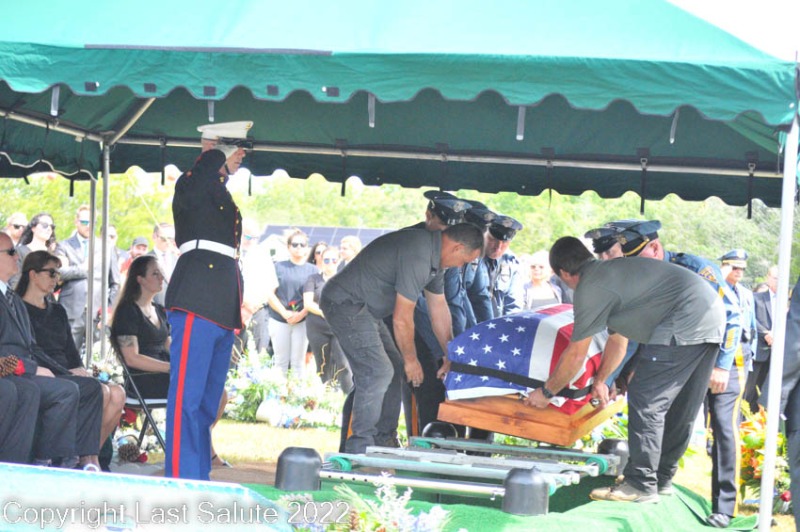 Last-Salute-military-funeral-honor-guard-6383