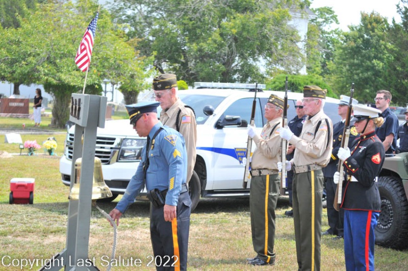 Last-Salute-military-funeral-honor-guard-6439