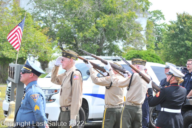 Last-Salute-military-funeral-honor-guard-6446