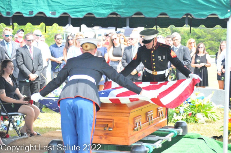 Last-Salute-military-funeral-honor-guard-6459