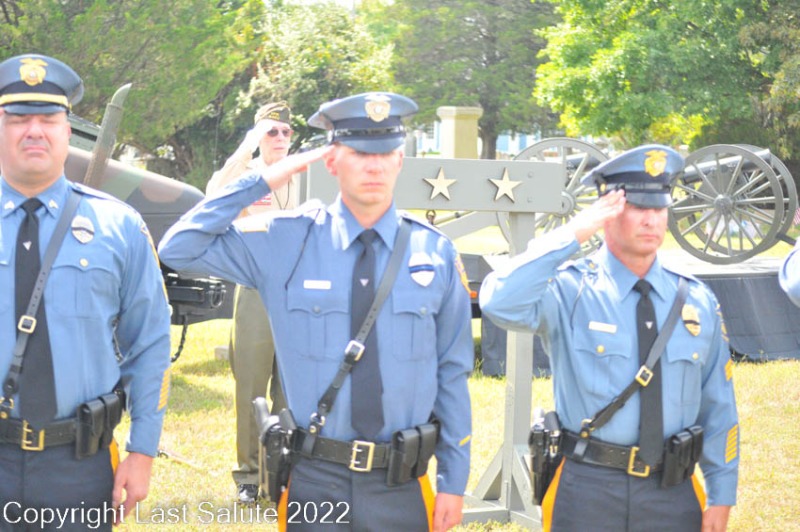 Last-Salute-military-funeral-honor-guard-6531