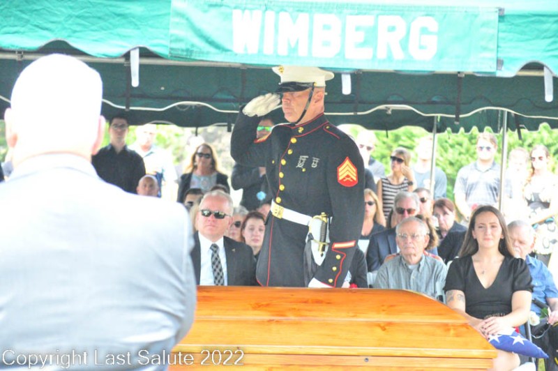 Last-Salute-military-funeral-honor-guard-6532
