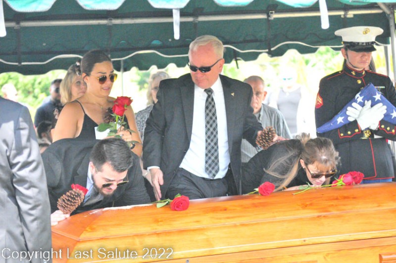 Last-Salute-military-funeral-honor-guard-6541
