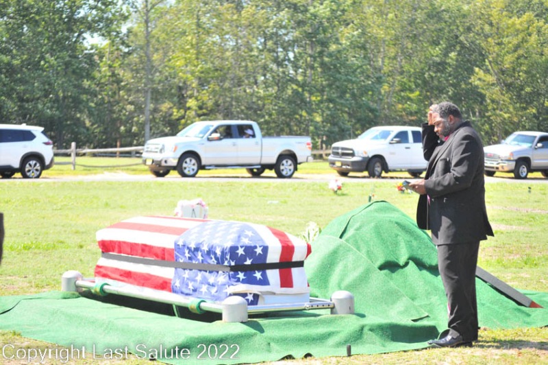 Last-Salute-military-funeral-honor-guard-6930