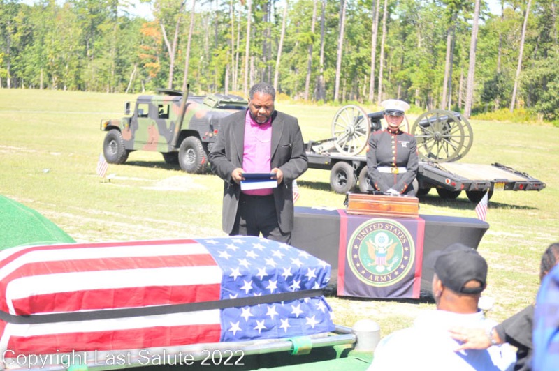Last-Salute-military-funeral-honor-guard-6932
