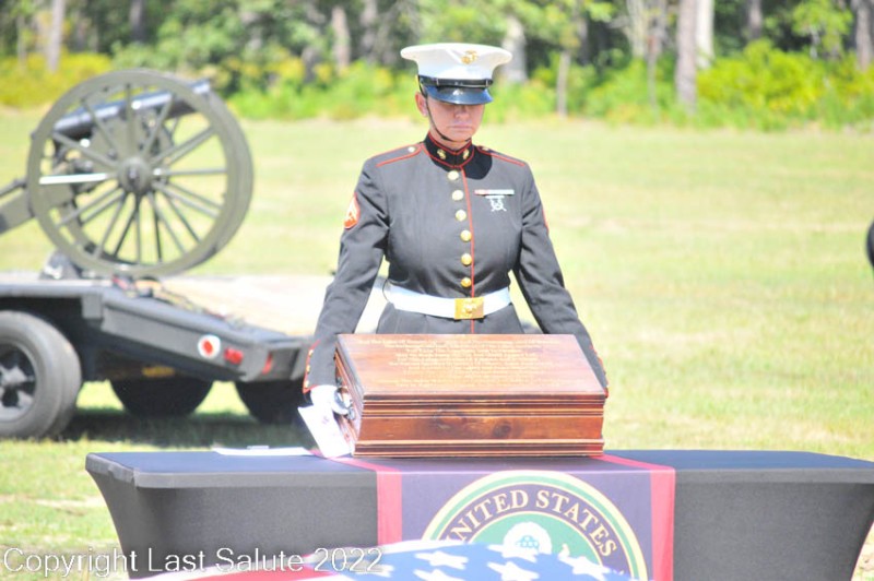 Last-Salute-military-funeral-honor-guard-6943