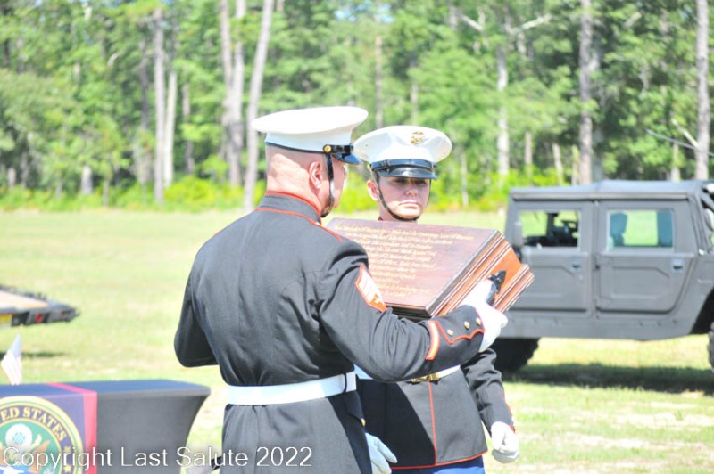 Last-Salute-military-funeral-honor-guard-6953