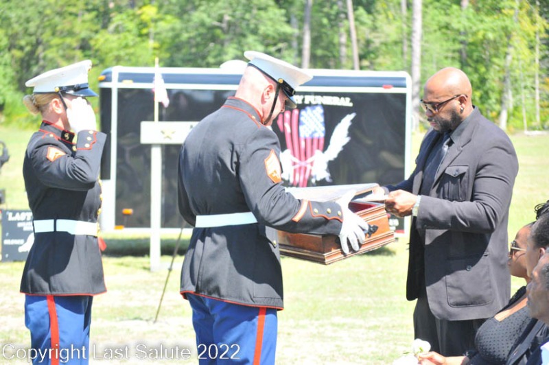 Last-Salute-military-funeral-honor-guard-6957