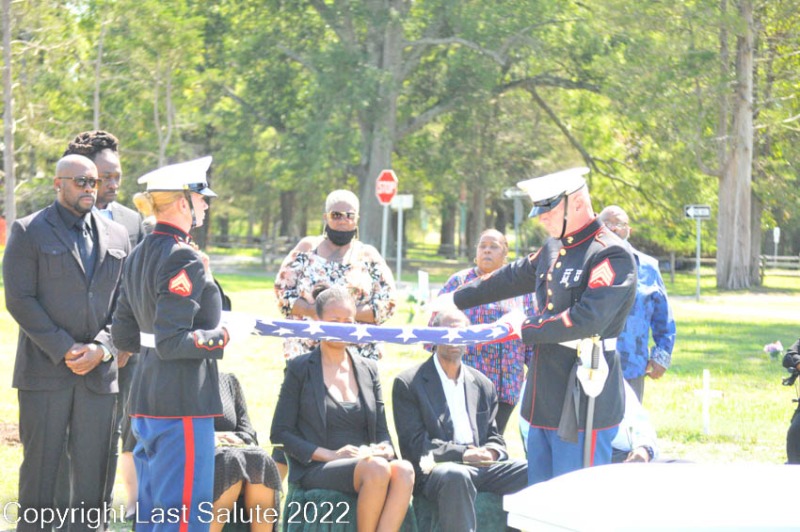 Last-Salute-military-funeral-honor-guard-7012