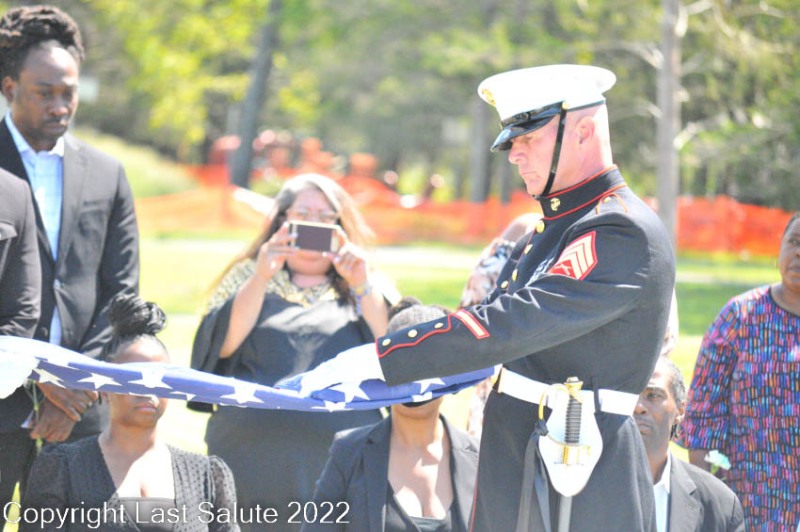 Last-Salute-military-funeral-honor-guard-7015
