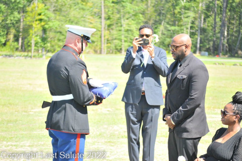 Last-Salute-military-funeral-honor-guard-7036
