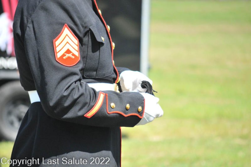 Last-Salute-military-funeral-honor-guard-7043