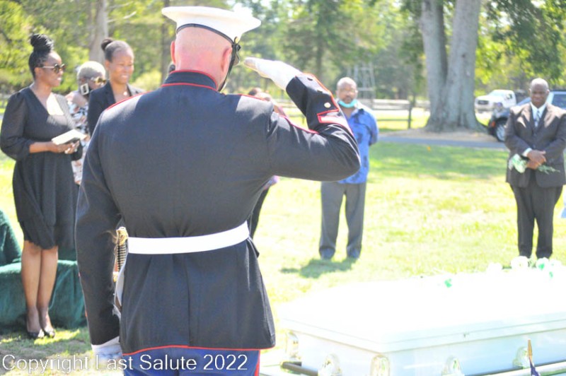 Last-Salute-military-funeral-honor-guard-7063
