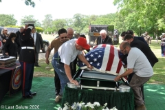 Last-Salute-military-funeral-guard-15