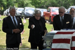 Last-Salute-military-funeral-guard-26