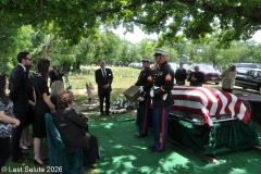 Last-Salute-military-funeral-guard-39