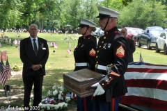 Last-Salute-military-funeral-guard-47