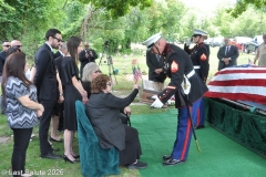 Last-Salute-military-funeral-guard-50