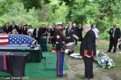 Last-Salute-military-funeral-guard-55