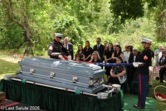 Last-Salute-military-funeral-guard-92
