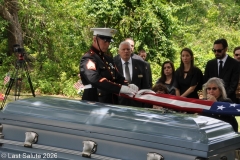 Last-Salute-military-funeral-guard-94