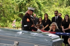 Last-Salute-military-funeral-guard-95