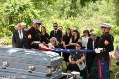 Last-Salute-military-funeral-guard-98