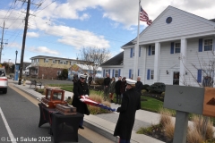 Last-Salute-military-funeral-guard-100