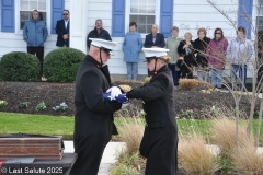 Last-Salute-military-funeral-guard-110