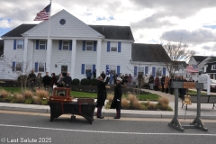 Last-Salute-military-funeral-guard-115