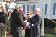 Last-Salute-military-funeral-guard-120