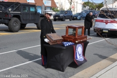 Last-Salute-military-funeral-guard-19