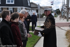 Last-Salute-military-funeral-guard-42