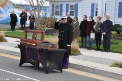 Last-Salute-military-funeral-guard-61