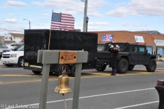 Last-Salute-military-funeral-guard-64